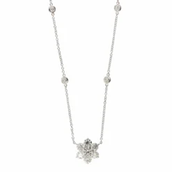 18K White Gold Diamond Flower Pendant
