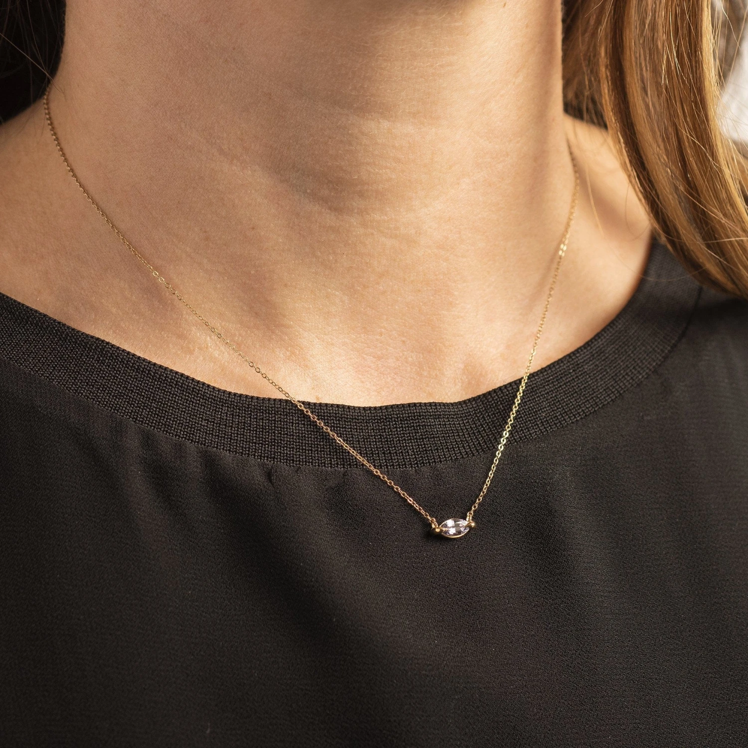 14K Yellow Gold Lavender Sapphire Pendant - Image 2